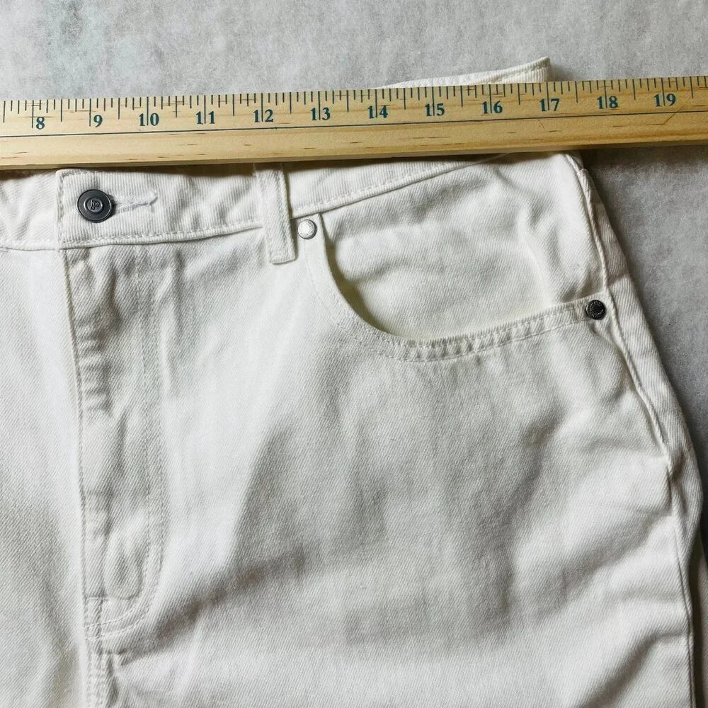 Pink Victoria's Secret Womens White High Rise Neutral Wide Leg Jeans Size 14 - Picture 7 of 12